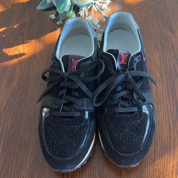 Lou’s Vuitton Black Perforated Sneakers - Picture 2 of 13